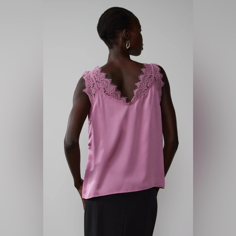 NWT NY&C New York & Company Lace Trim Satin Cami Size: Medium Perfect Condition